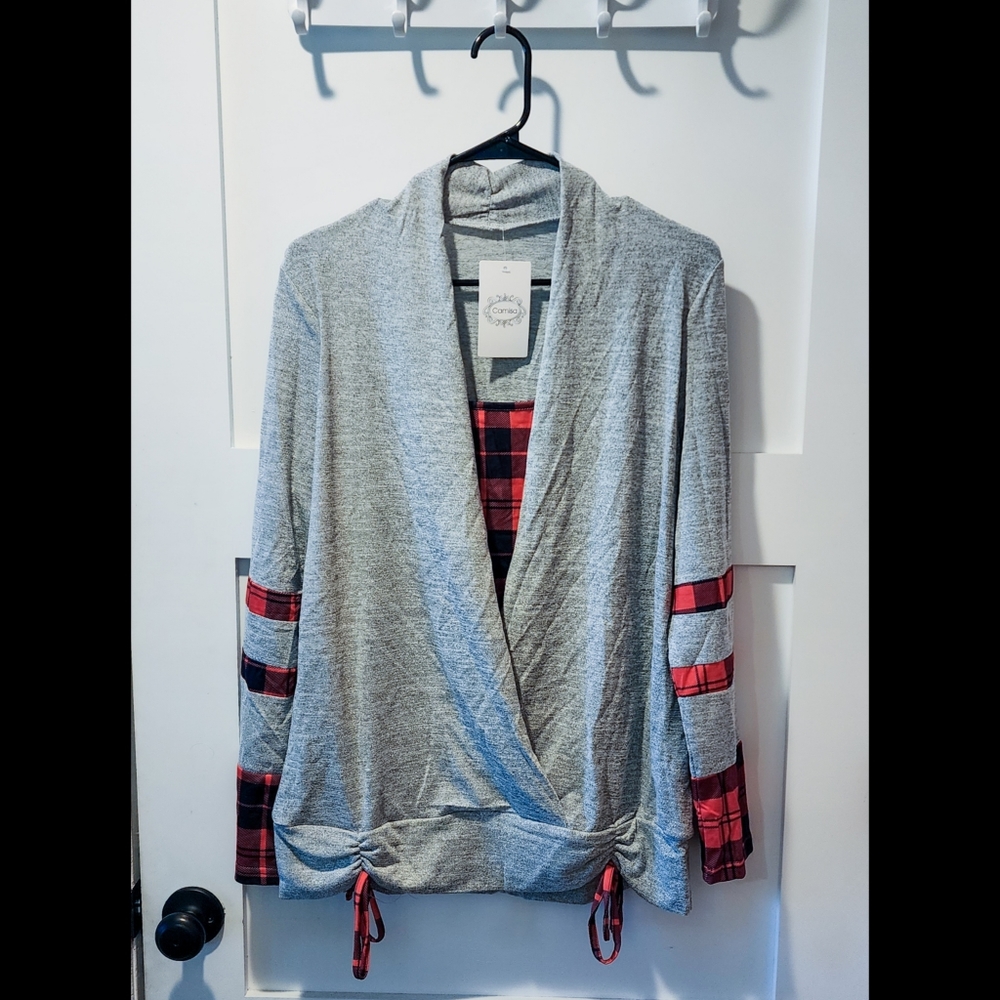 Camisa gray long sleeve shirt with red and black plaid accents